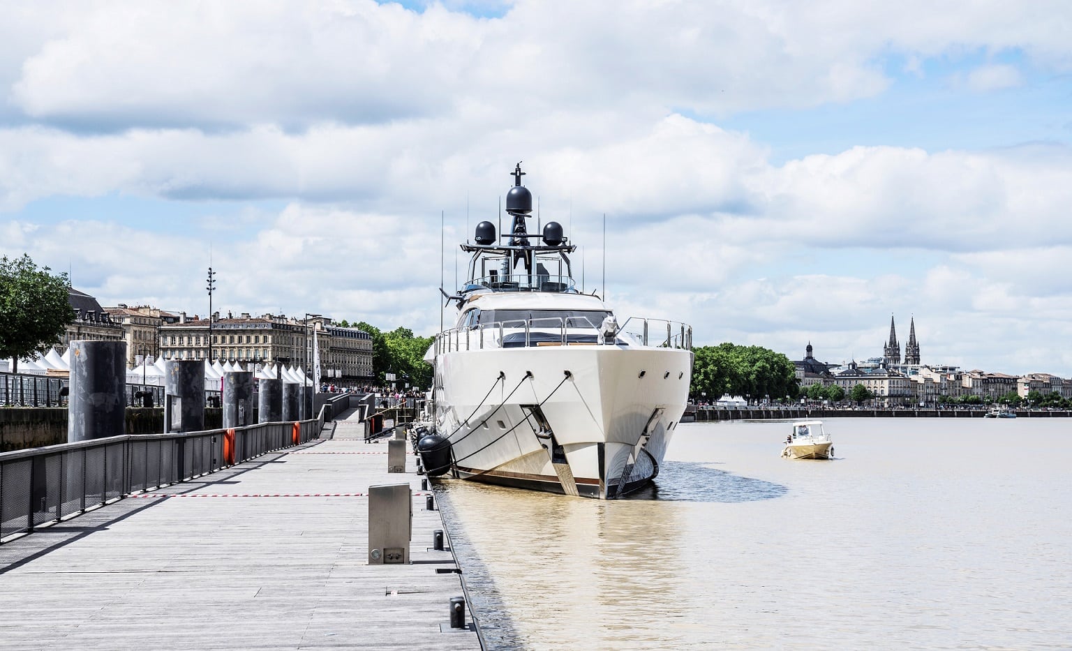 location yacht bordeaux